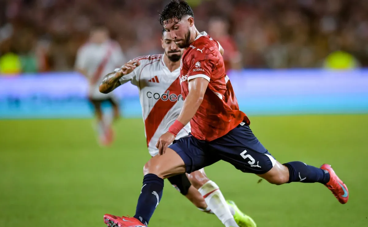 Compañero de Felipe Loyola en Independiente apuesta por llegada del chileno a importante liga Compañero de Felipe Loyola en Independiente apuesta por llegada del chileno a importante liga
