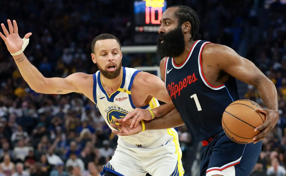 ¡Emocionantes duelos en la NBA! ¡Emocionantes duelos en la NBA!