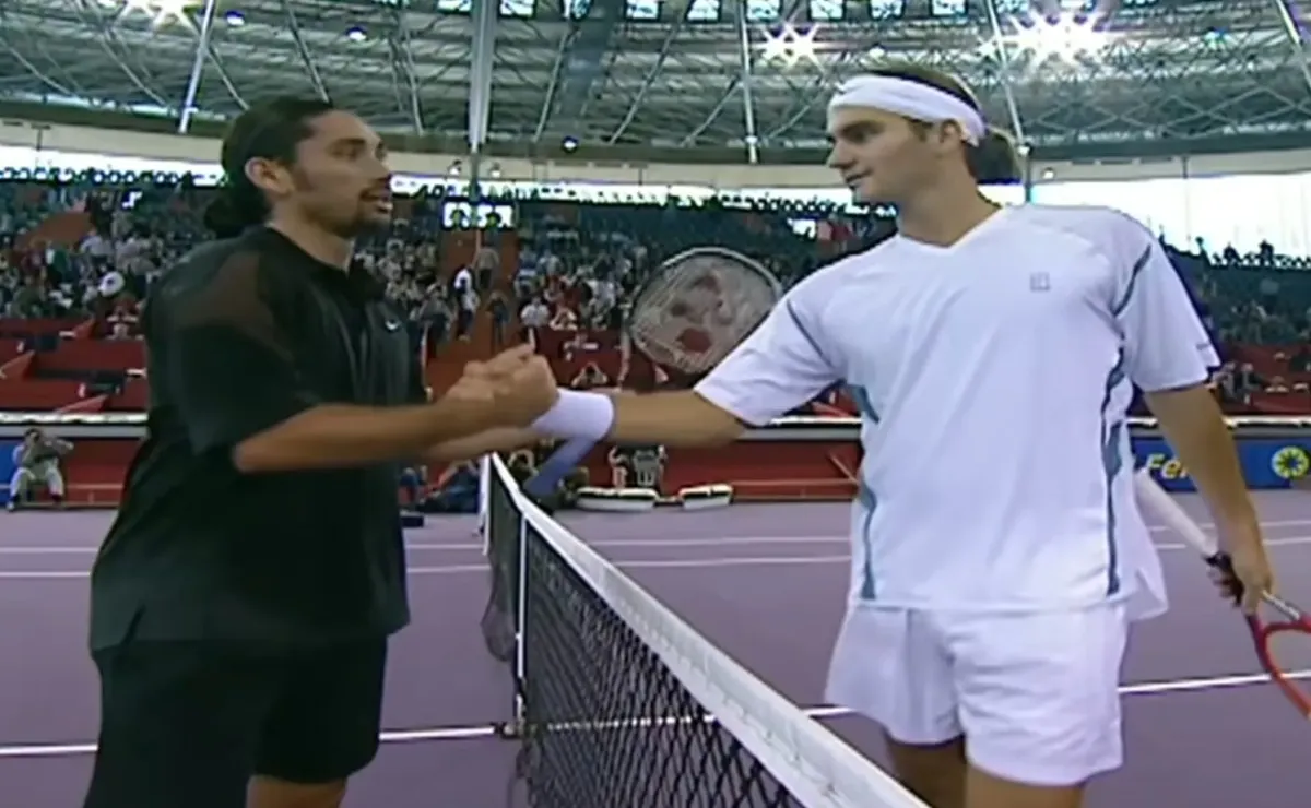 Roger Federer elogia a Marcelo Ríos como el 'jugador perfecto' Roger Federer elogia a Marcelo Ríos como el 'jugador perfecto'