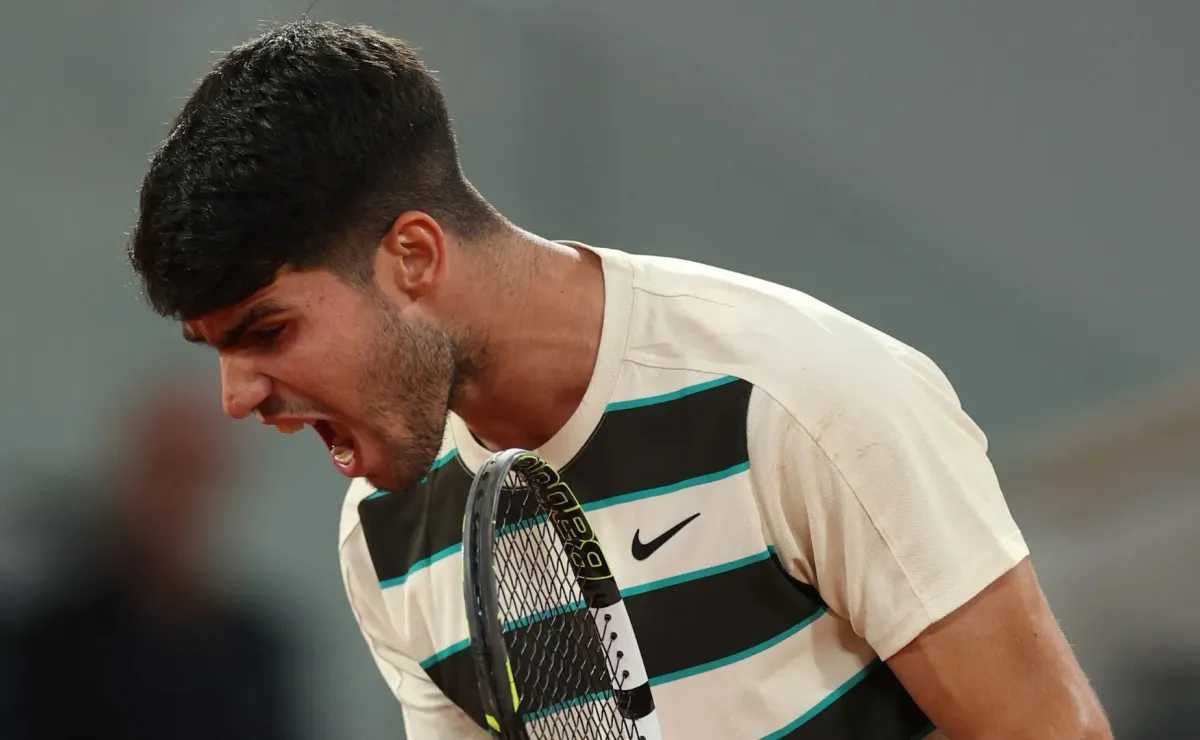 Alcaraz alcanza final de Roland Garros y rompe récord Alcaraz alcanza final de Roland Garros y rompe récord