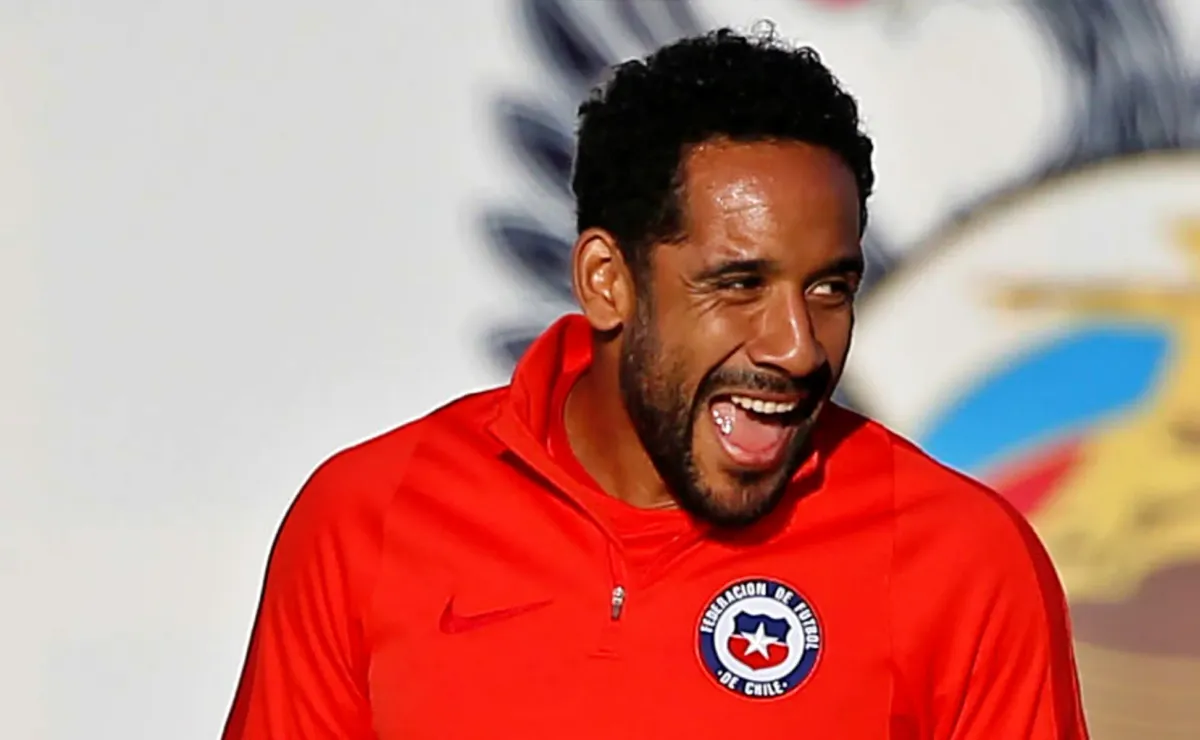 Beausejour aclara rumores sobre selección chilena Beausejour aclara rumores sobre selección chilena