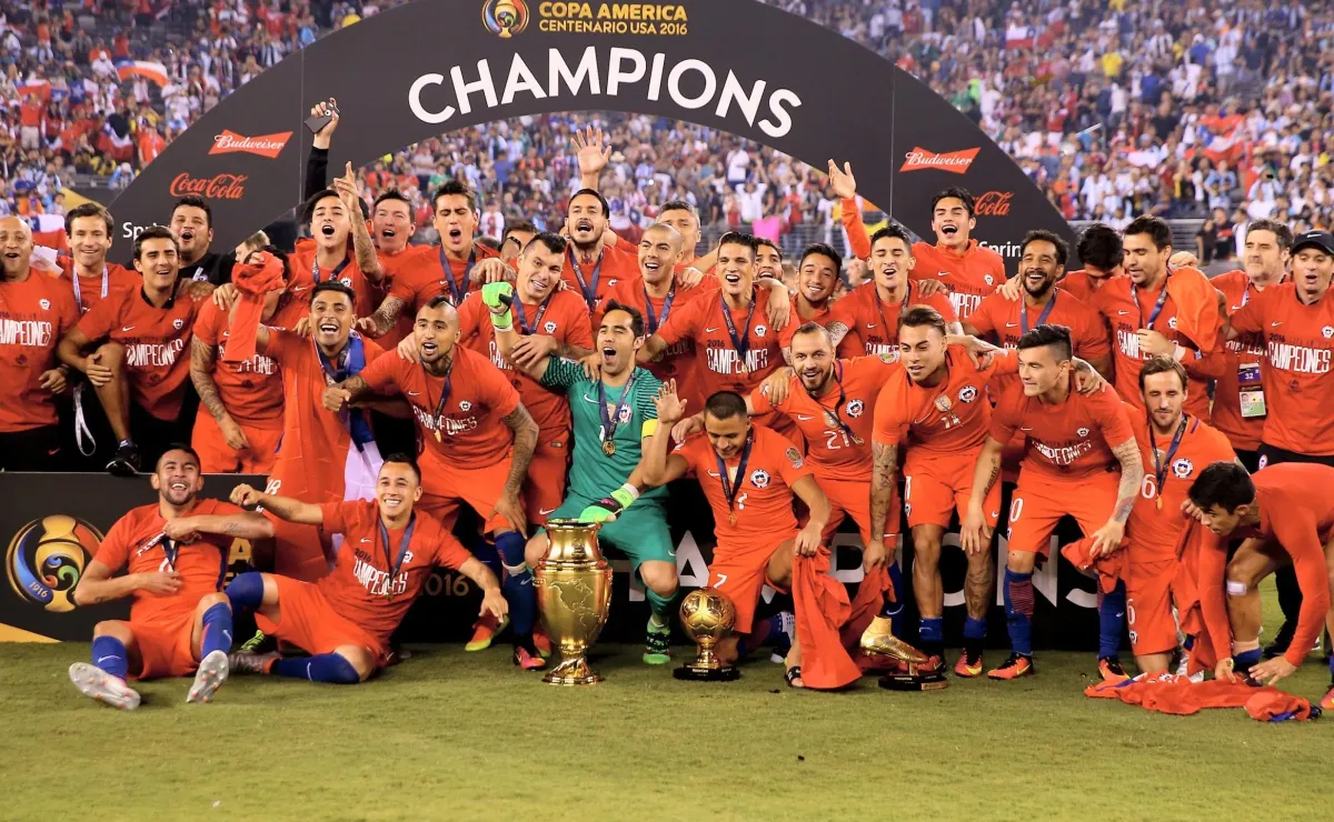 Campeón de Copa América desea dirigir a Chile Campeón de Copa América desea dirigir a Chile