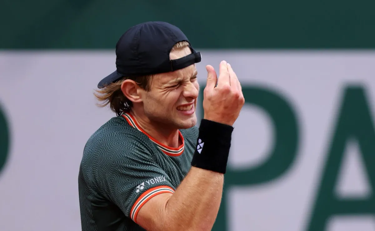 Zizou Bergs sorprende al tenis chileno en Wimbledon Zizou Bergs sorprende al tenis chileno en Wimbledon