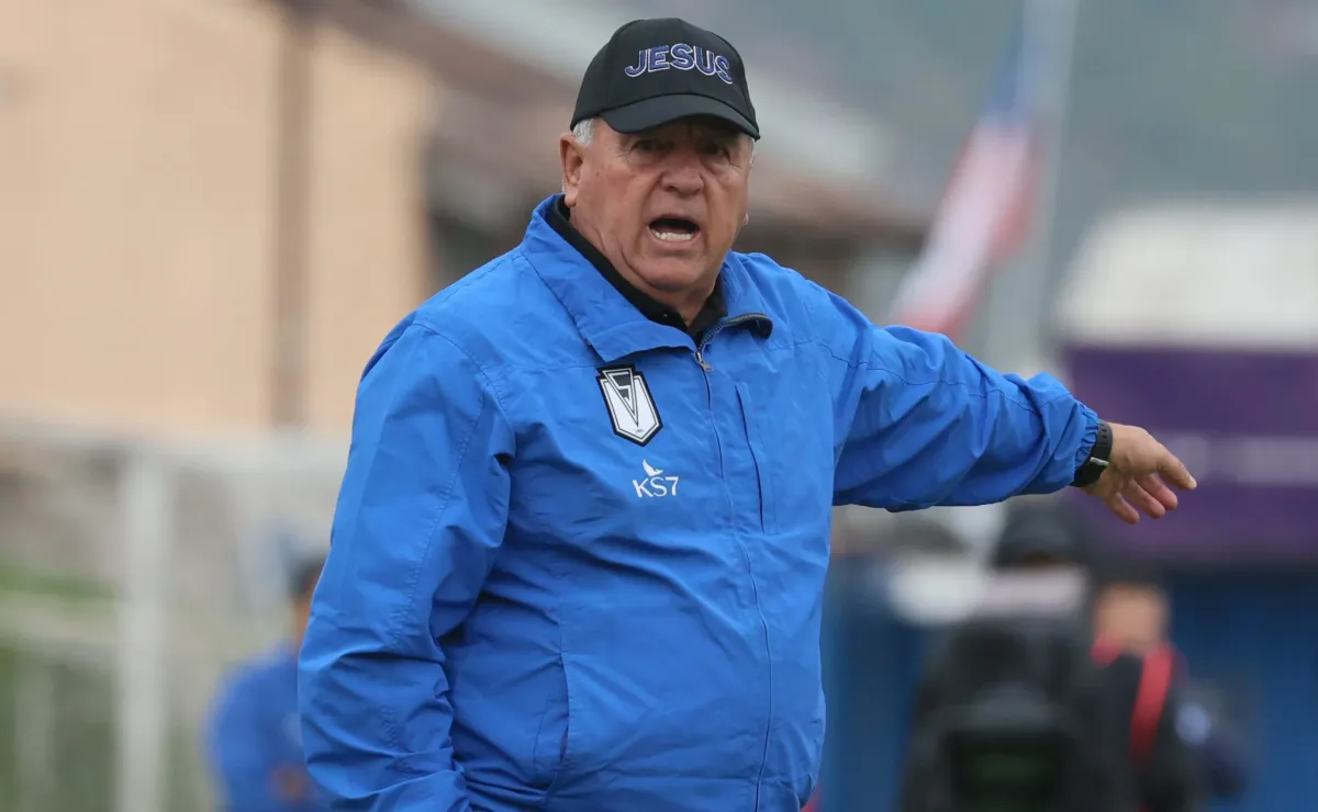 Histórico de la Primera B vuelve al fútbol chileno con Jesús a su lado Histórico de la Primera B vuelve al fútbol chileno con Jesús a su lado