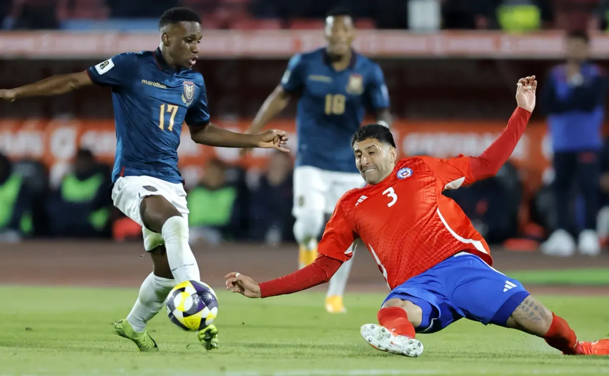 Debut de Ecuador ante la Roja provoca escándalo a Beccacece Debut de Ecuador ante la Roja provoca escándalo a Beccacece