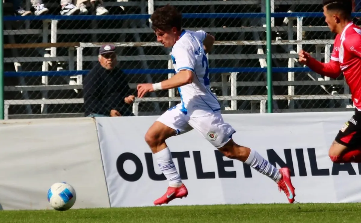 Joven promesa de Universidad de Chile marca su primer gol tras regresar de liga extranjera Joven promesa de Universidad de Chile marca su primer gol tras regresar de liga extranjera