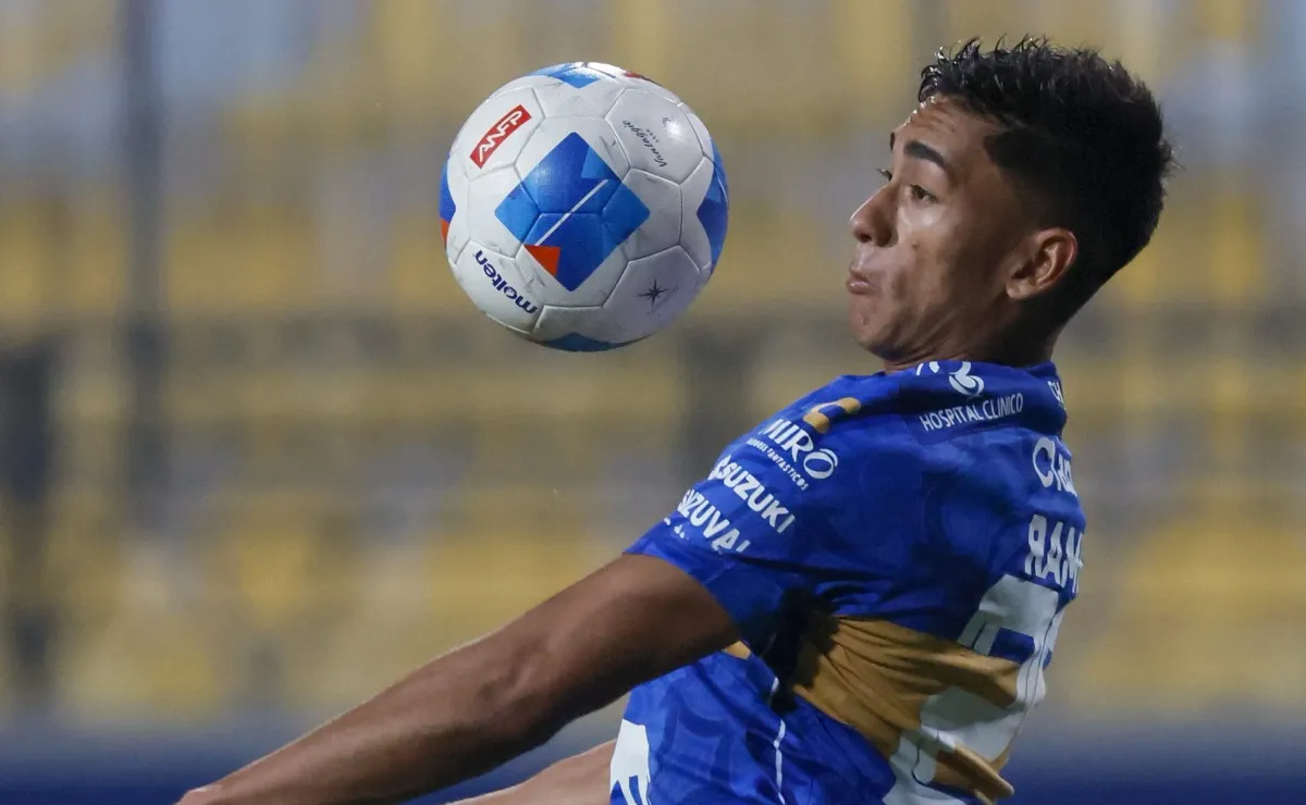 Emiliano Ramos se prepara para enfrentar a Uruguay con ritmo europeo Emiliano Ramos se prepara para enfrentar a Uruguay con ritmo europeo