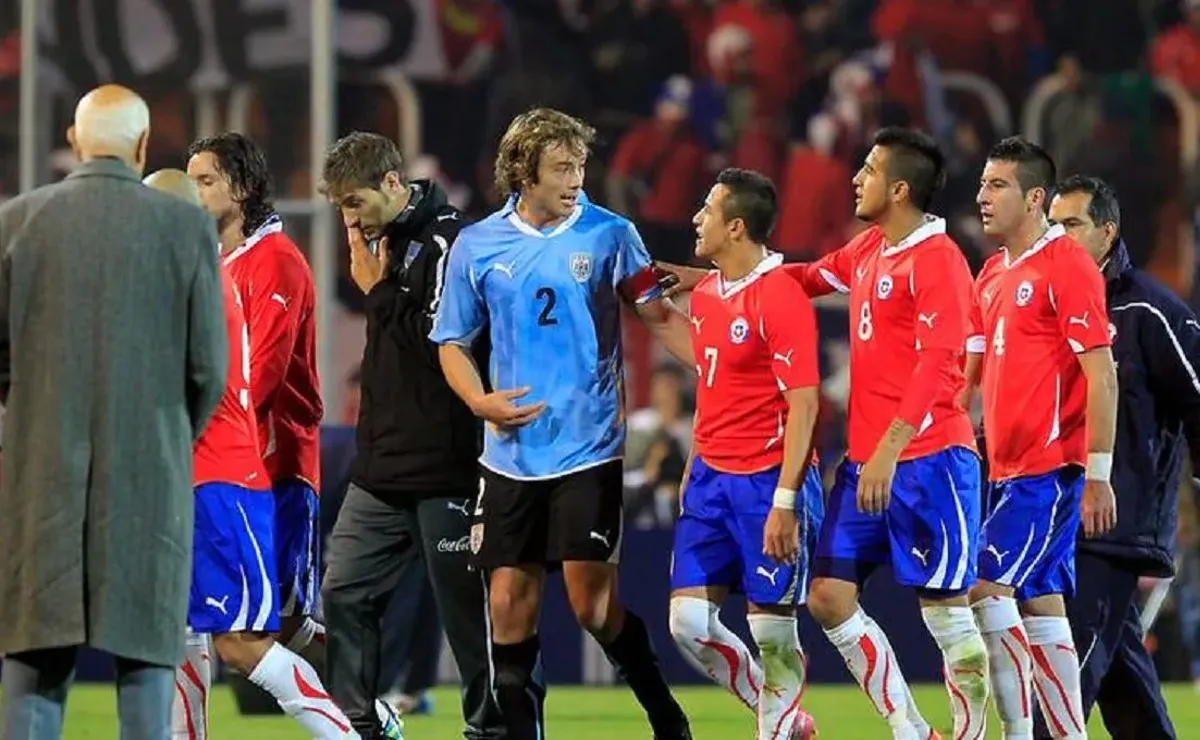 Diego Lugano elogia a goleador de La Roja Diego Lugano elogia a goleador de La Roja