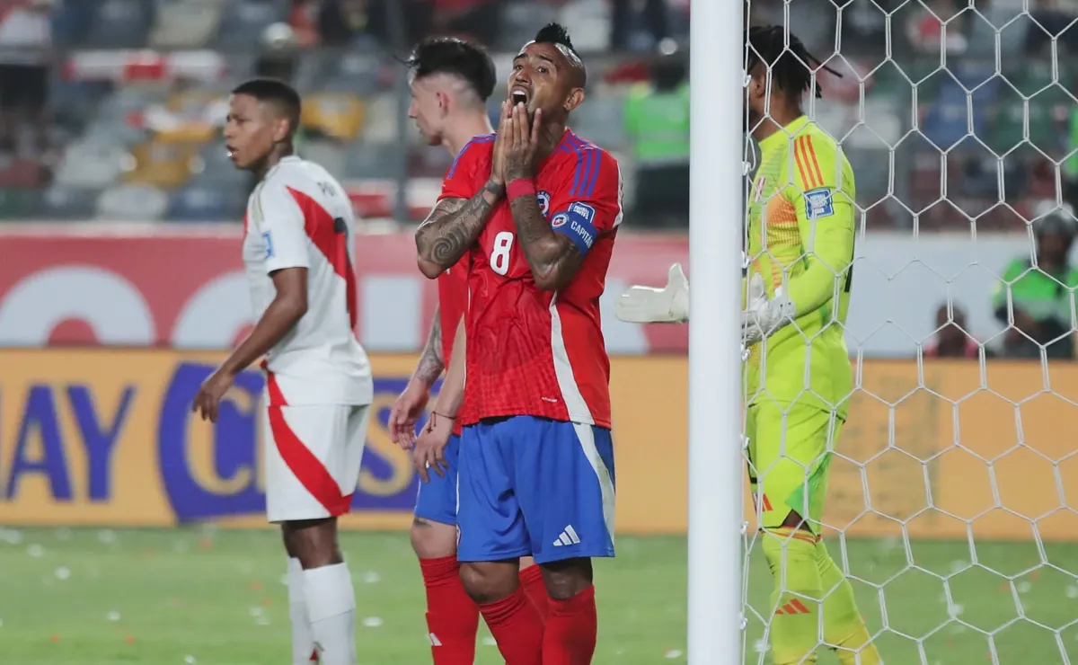 Perú busca DT tras despido de Ibáñez Perú busca DT tras despido de Ibáñez