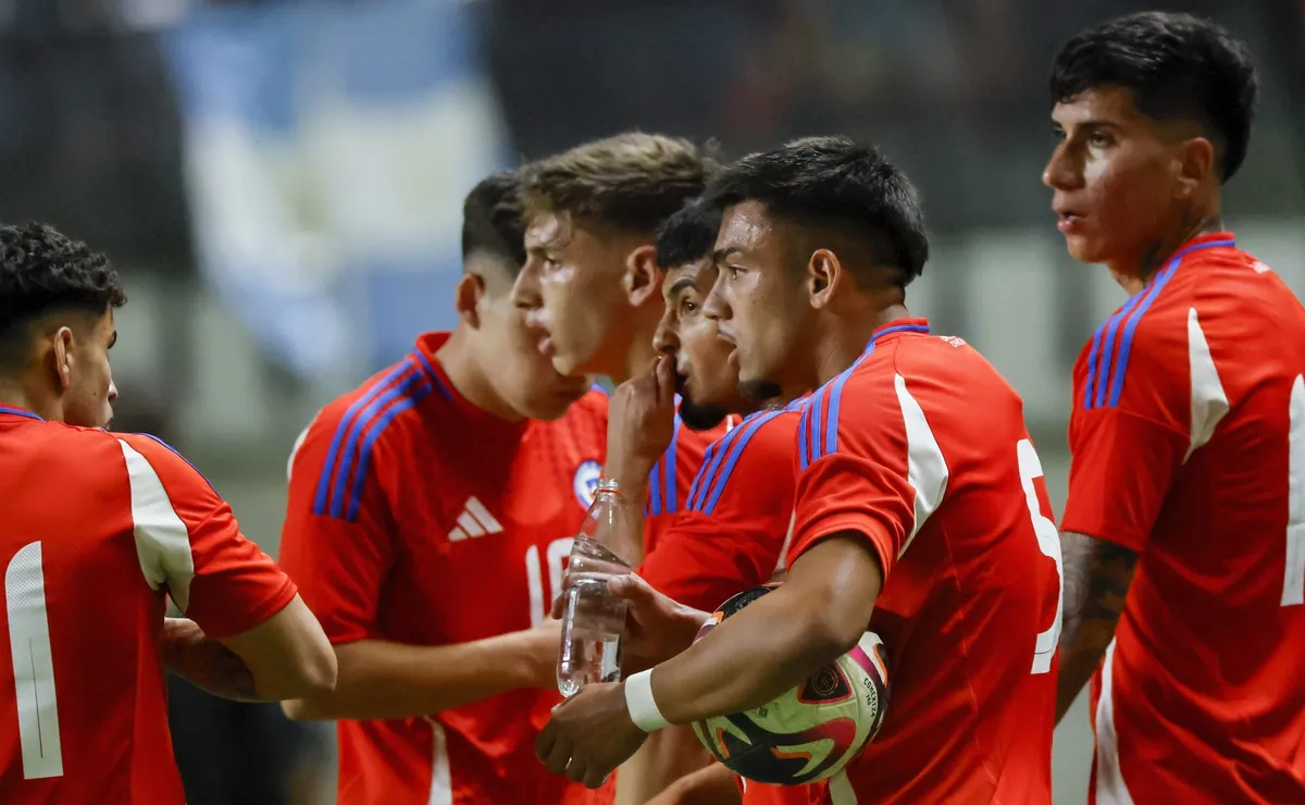 Joven promesa del fútbol apuesta por la selección chilena Joven promesa del fútbol apuesta por la selección chilena