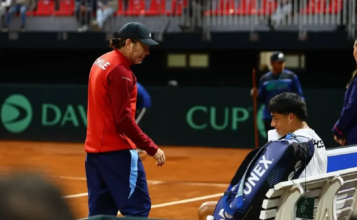 Histórico del fútbol chileno agradece debut de su hijo en Copa Davis Histórico del fútbol chileno agradece debut de su hijo en Copa Davis