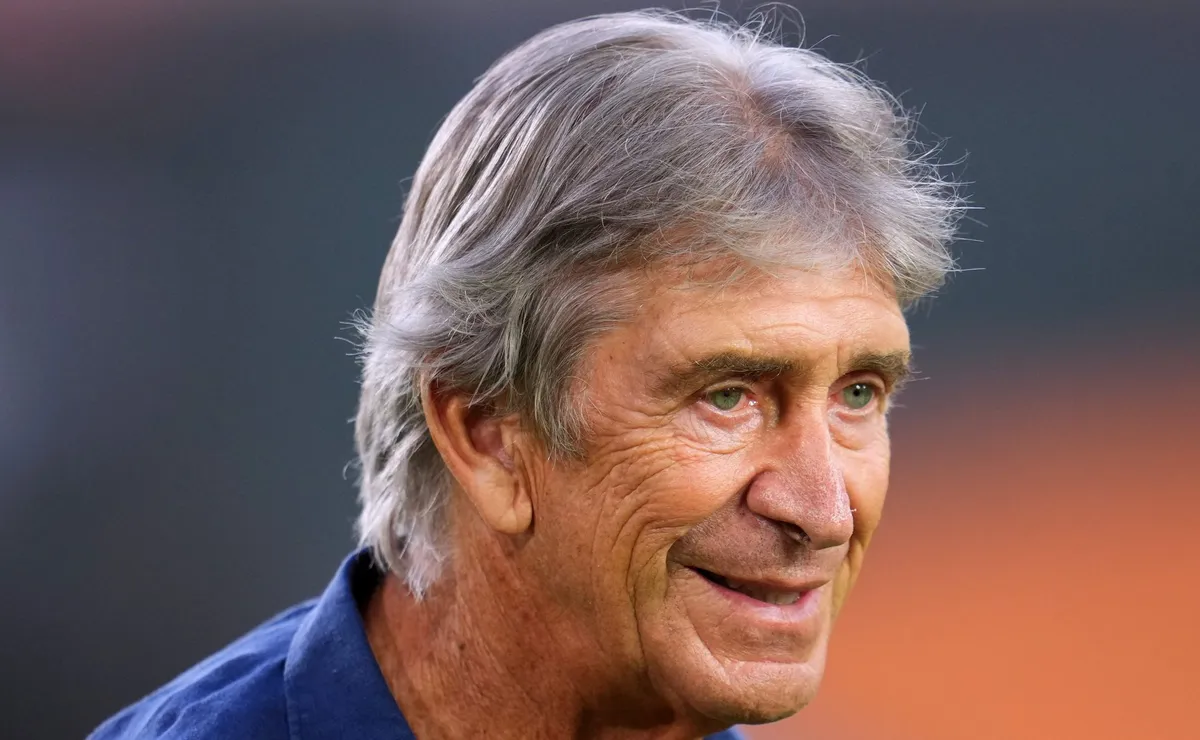 Manuel Pellegrini establece condiciones para llegar a la selección chilena Manuel Pellegrini establece condiciones para llegar a la selección chilena