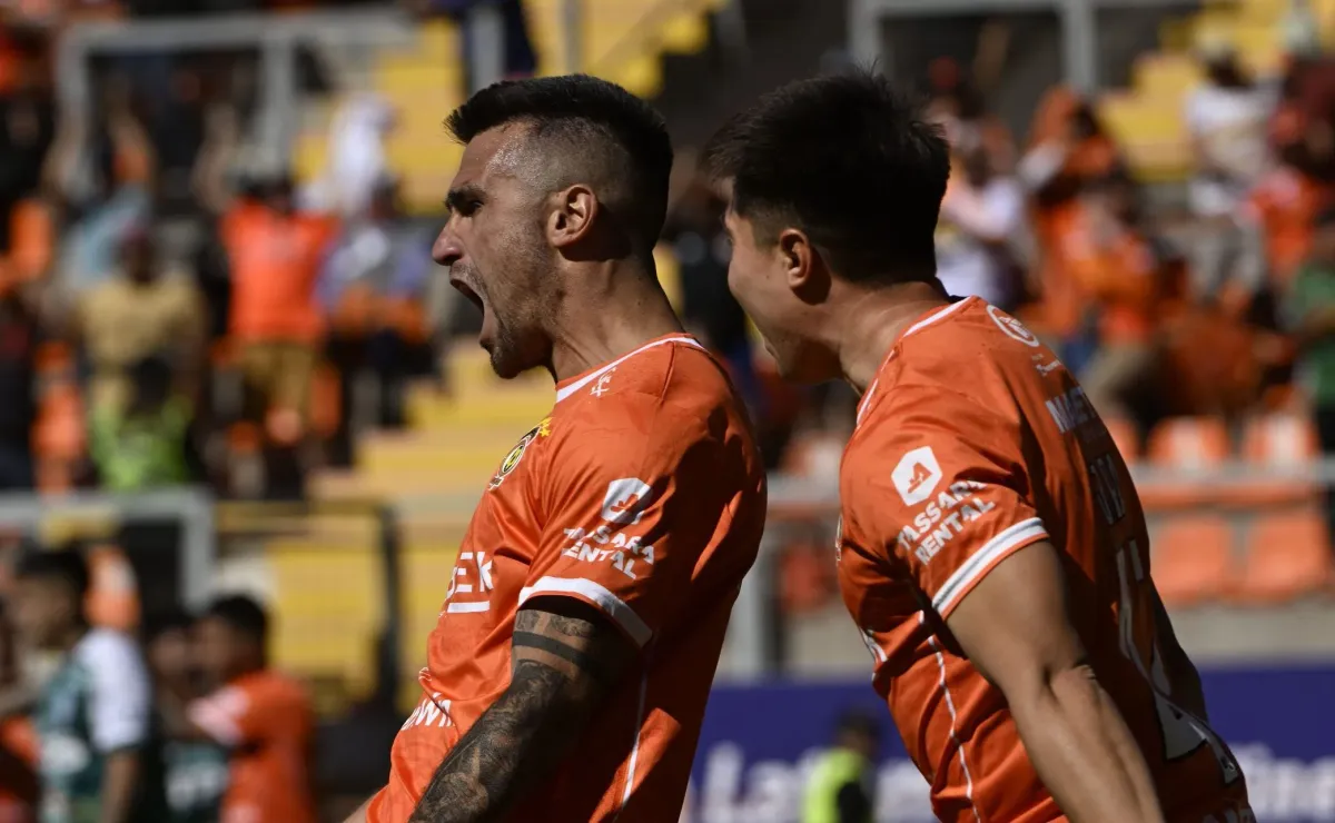 Cobreloa se acerca al título tras fallo contra Santiago Morning Cobreloa se acerca al título tras fallo contra Santiago Morning
