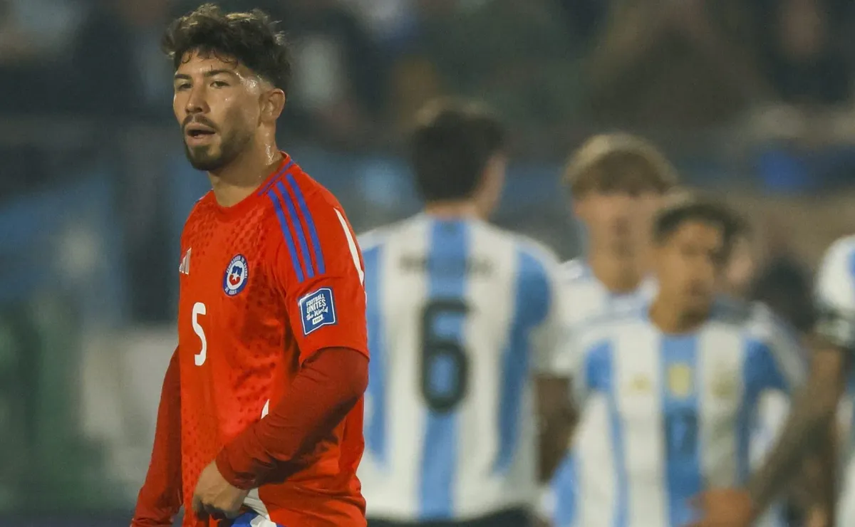 Felipe Loyola se une a la Roja y preocupa a Independiente Felipe Loyola se une a la Roja y preocupa a Independiente