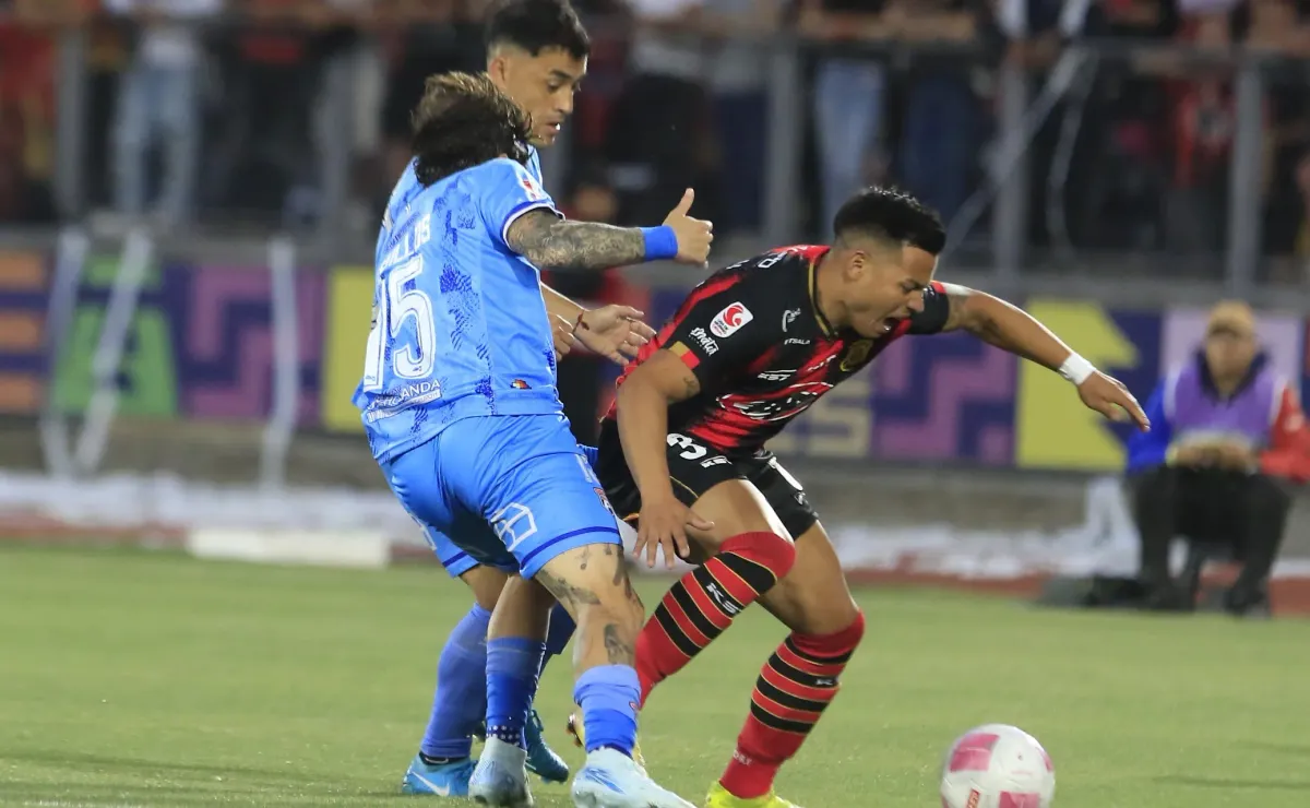 Figura de Rangers llora tras expulsión ante San Marcos Figura de Rangers llora tras expulsión ante San Marcos