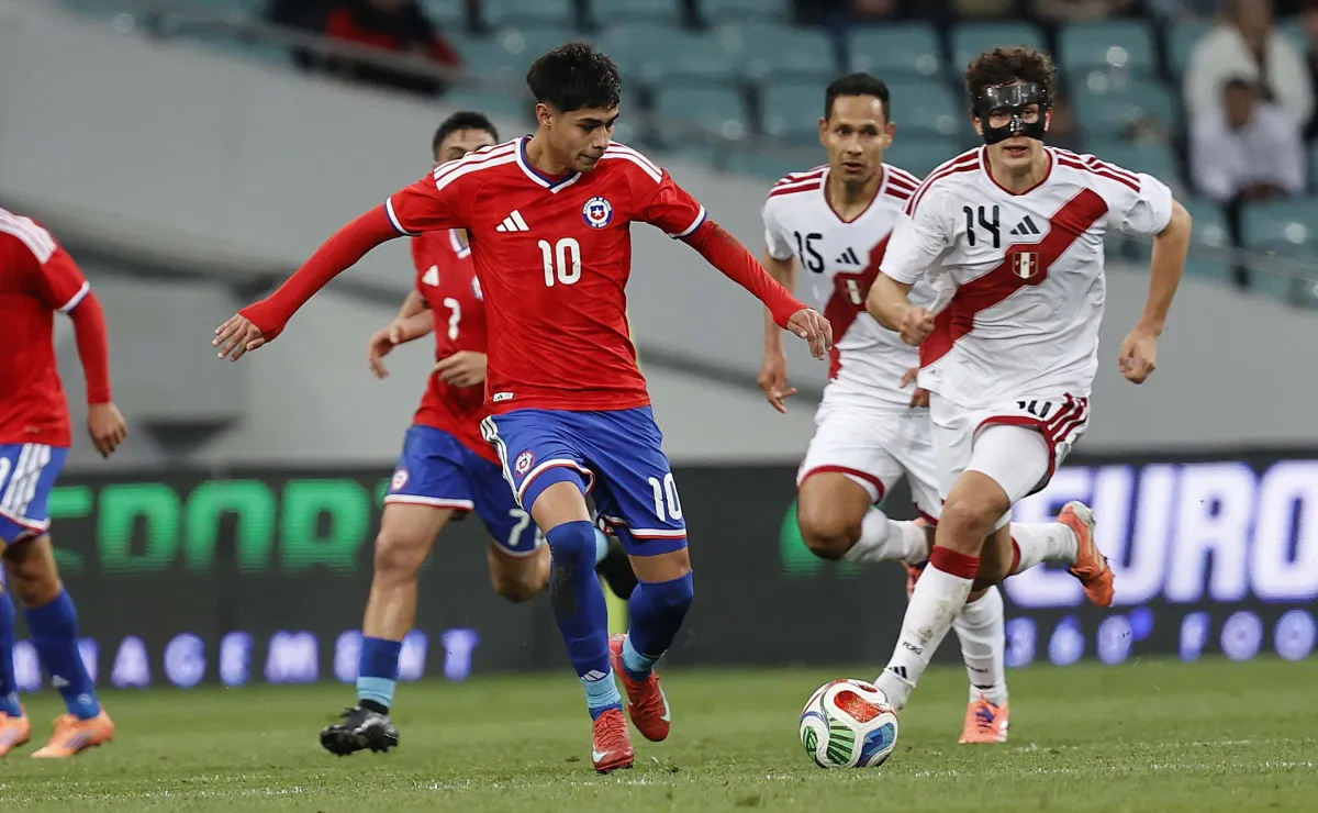Darío Osorio recibe elogios por golazo con selección chilena Darío Osorio recibe elogios por golazo con selección chilena
