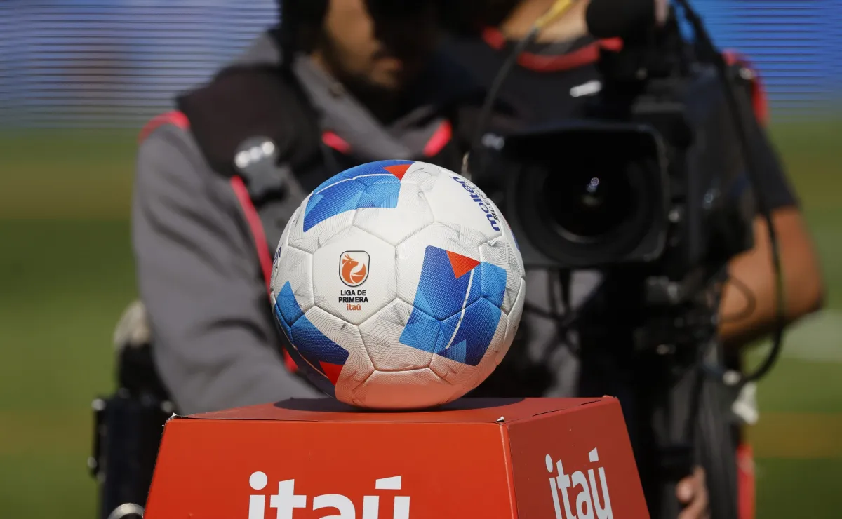 Partidos de fútbol hoy domingo 23 noviembre: horarios y canales en vivo Partidos de fútbol hoy domingo 23 noviembre: horarios y canales en vivo