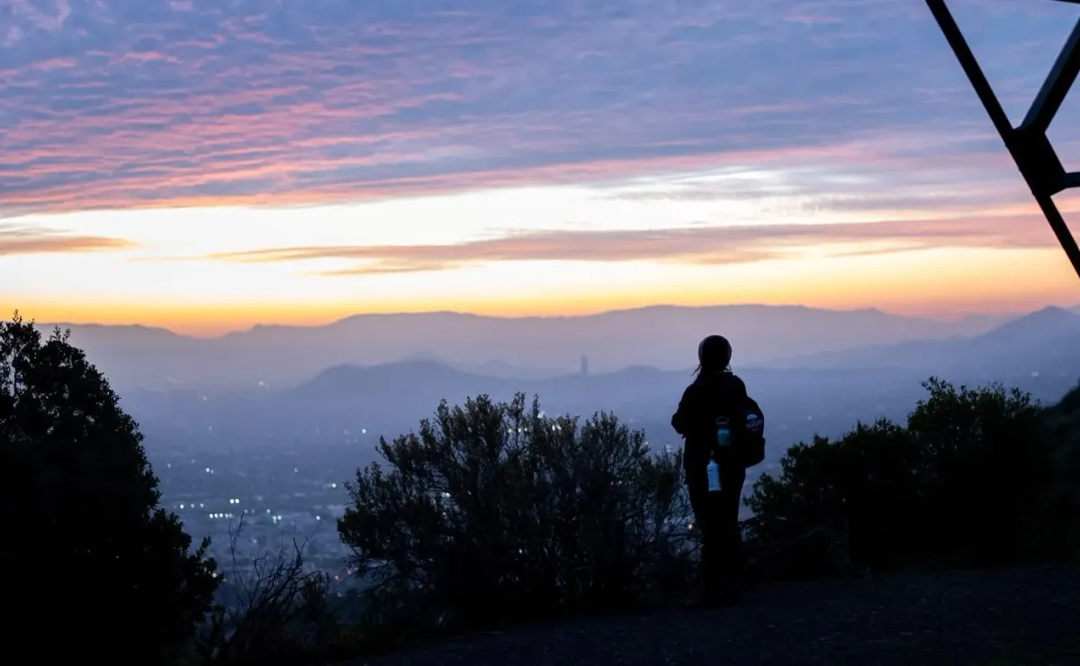 Trekkings guiados nocturnos en Parque Bulnes Correa y Aguas de San Ramón Trekkings guiados nocturnos en Parque Bulnes Correa y Aguas de San Ramón