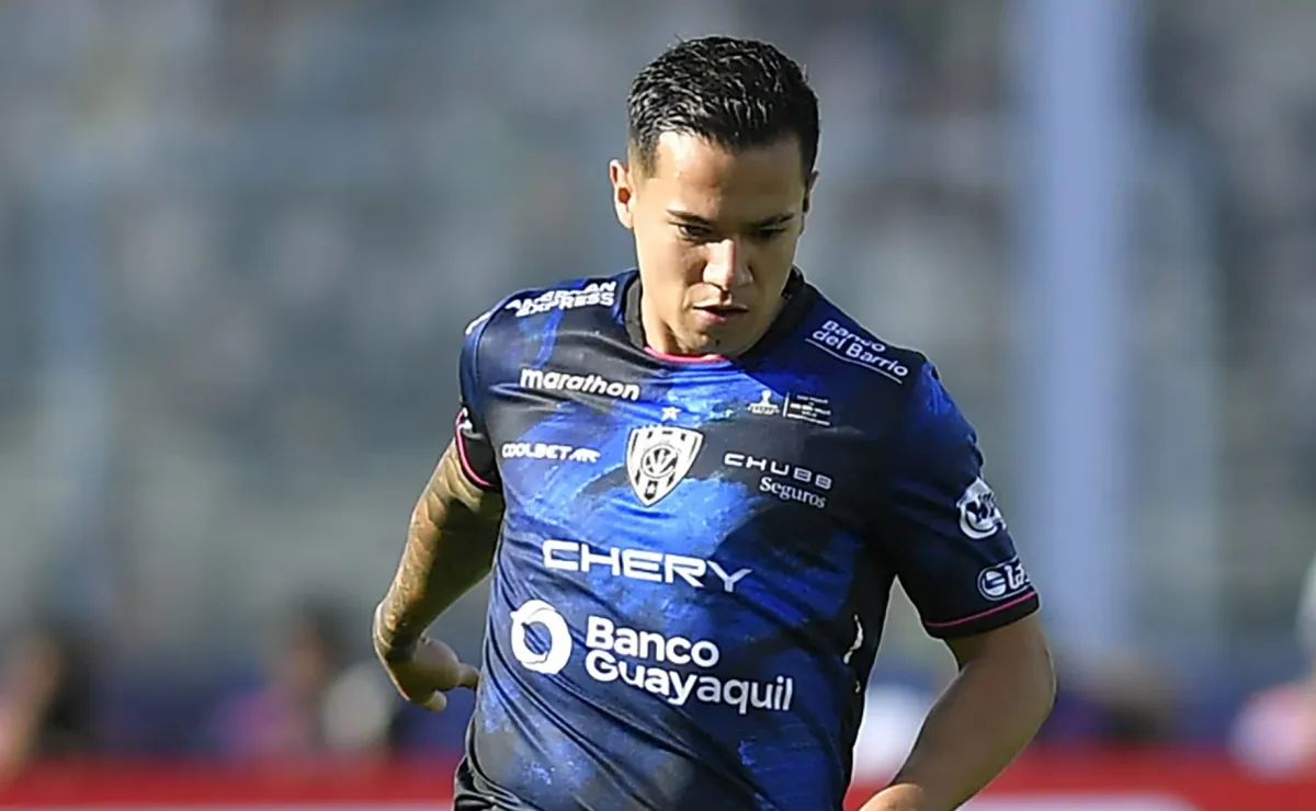 Matías Fernández llega a Colo Colo: cuenta su crecimiento en Ecuador