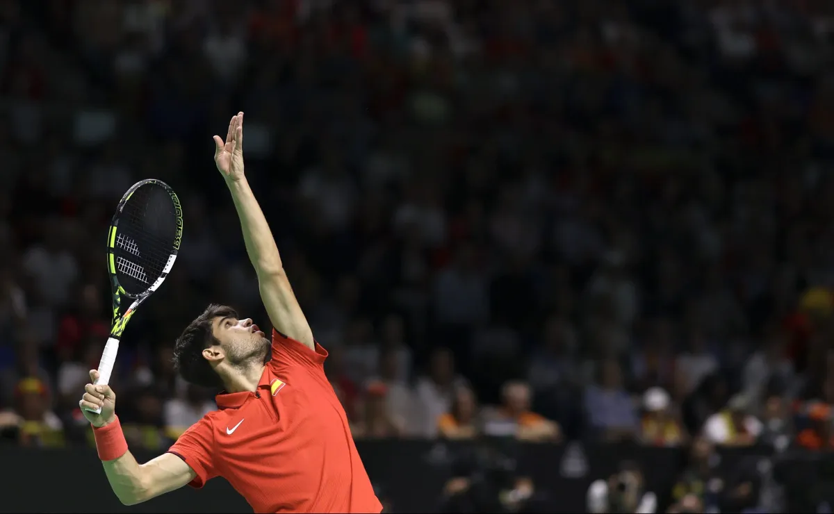 Carlos Alcaraz transforma su juego con nuevo coach Samuel López en la ATP Carlos Alcaraz transforma su juego con nuevo coach Samuel López en la ATP