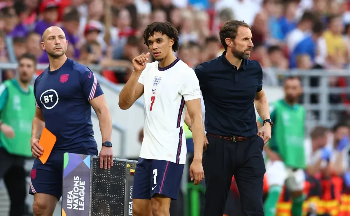 Gareth Southgate publicly disrespects Trent Alexander-Arnold