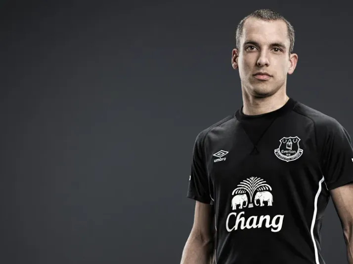 Everton best sale black kit