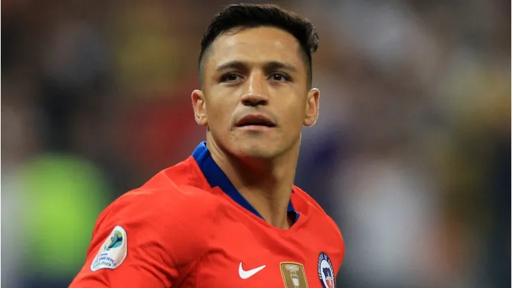 Alexis Sánchez é oferecido ao Corinthians como possível substituto