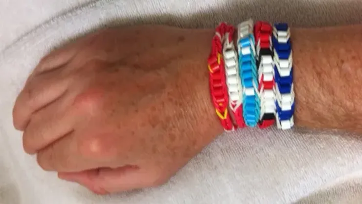 Soccer hot sale friendship bracelets