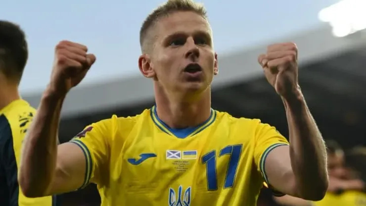 Oleksandr Zinchenko: Arsenal working on deal for Man City defender