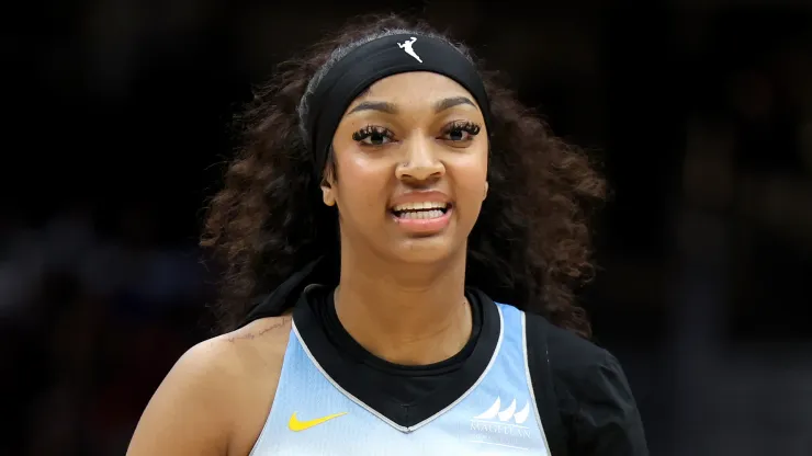 Angel Reese slams the WNBA with a controversial social media post about her salary - Bolavip US