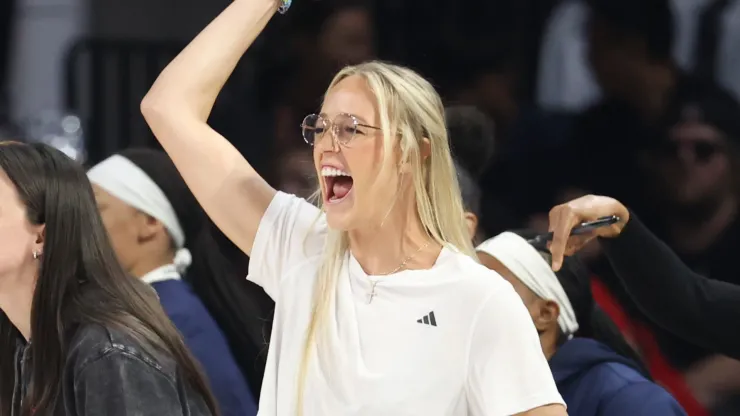 Sophie Cunningham admits doing 'dirty job' to help Fever without her and Caitlin Clark for WNBA Playoffs - Bolavip US