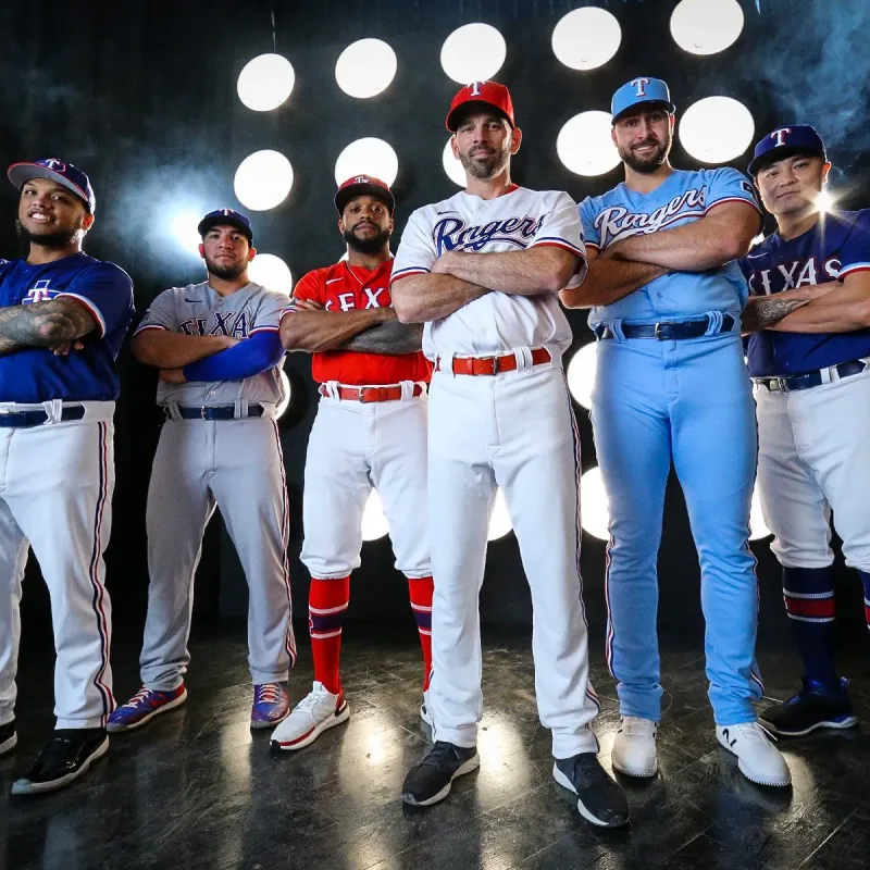 Rangers presentan seis nuevos uniformes para la temporada 2020