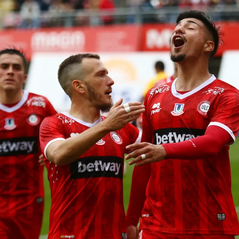 ¿Se suma a la legión de chilenos en Argentina? Williams Alarcón podría partir a Huracán