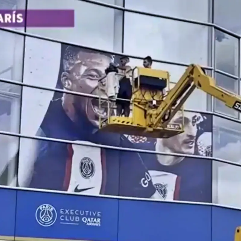 ¿Se viene el adiós? PSG borra todo rastro de Kylian Mbappé de su estadio y de las tiendas del club ¿Se viene el adiós? PSG borra todo rastro de Kylian Mbappé de su estadio y de las tiendas del club