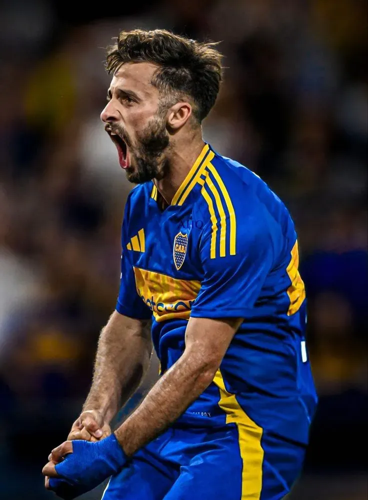 Saracchi tiene pocos minutos en Boca. Un presente irregular.