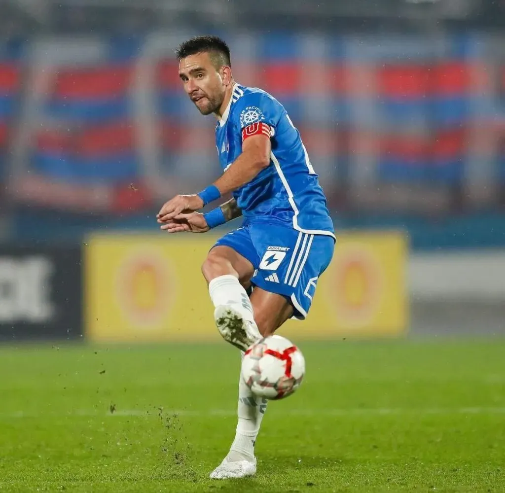 Matías Zaldivia llevó la jineta de capitán en la U. Foto: U de Chile.