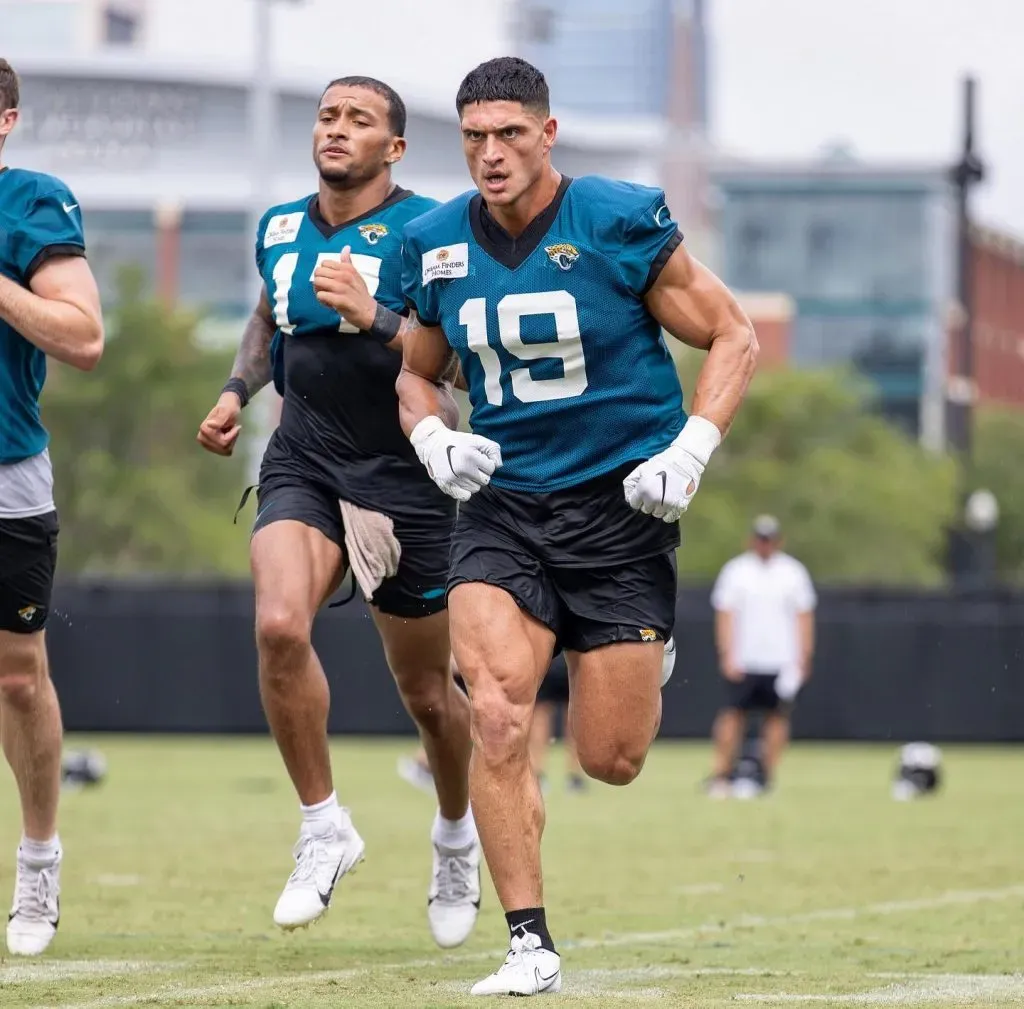 Jacksonville Jaguars es el equipo con quien Sammis Reyes tiene contrato vigente. | Foto: Instagram sammisreyes