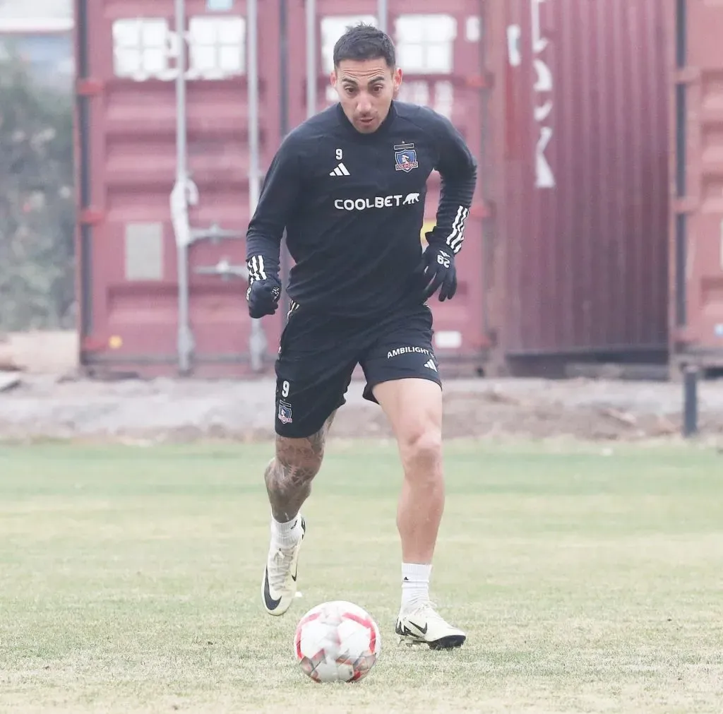 Javier Correa hará su debut como titular por Colo Colo en Copa Libertadores (Marco Muga/SIFUP)