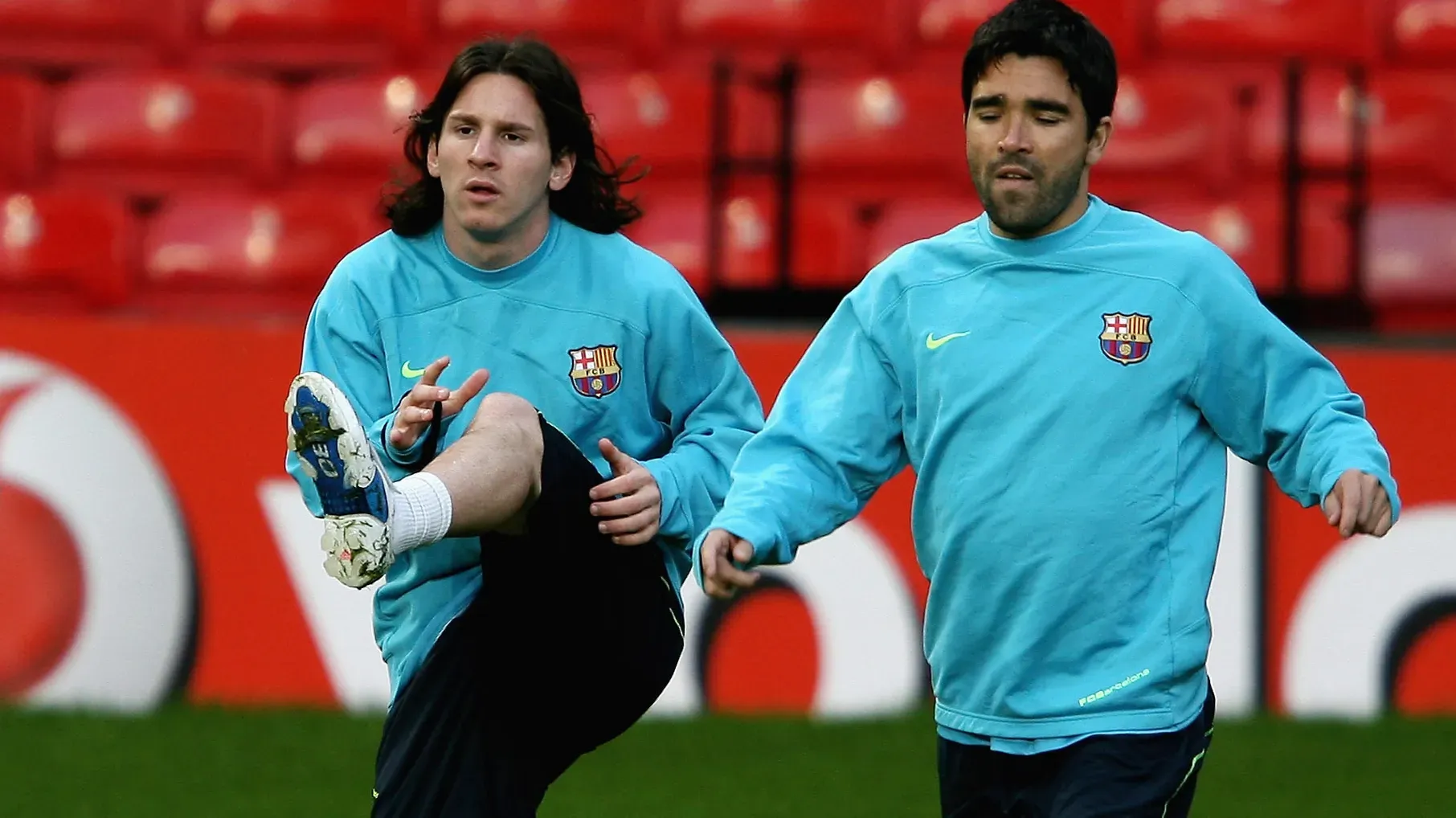 Leo Messi junto a Deco cuando compartieron plantel en el FC Barcelona. Getty Images.