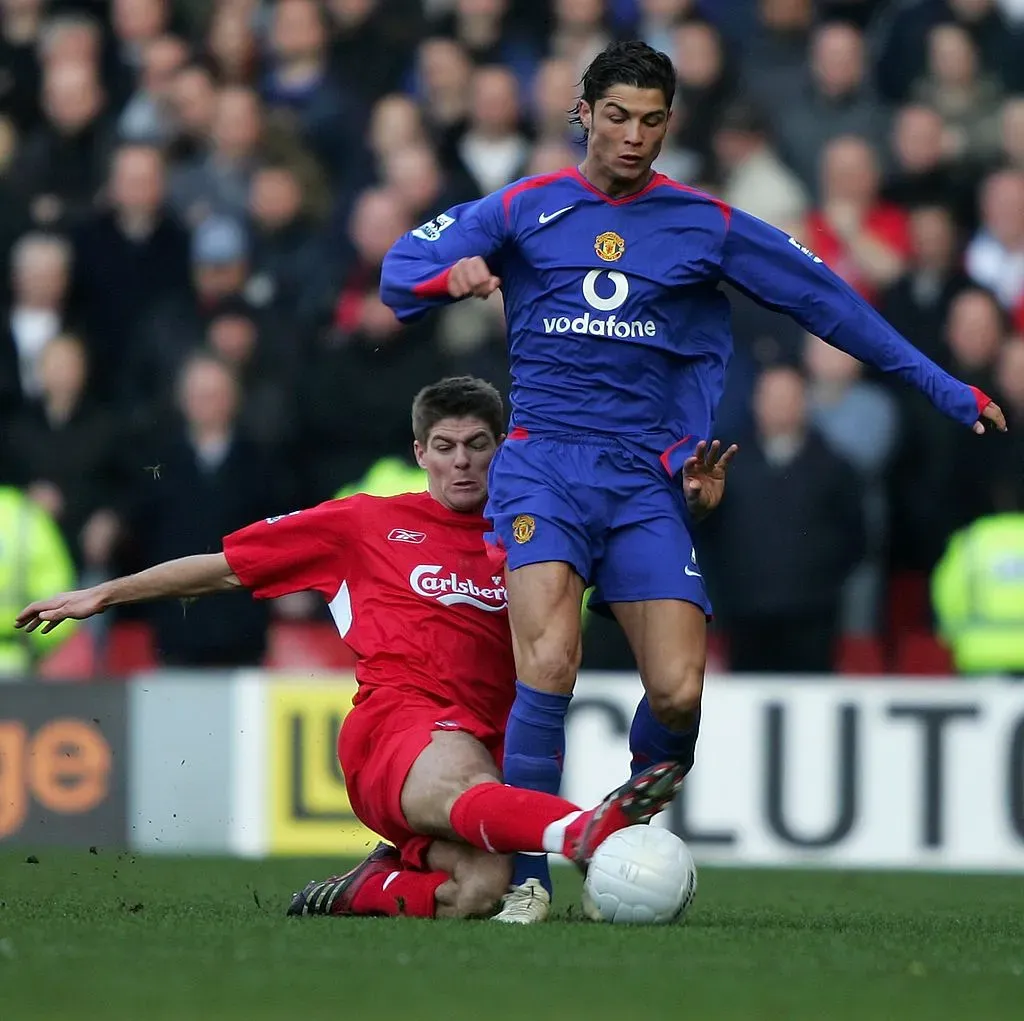 Steven Gerrard recordó lo que era enfrentar a Cristiano Ronaldo y Messi.