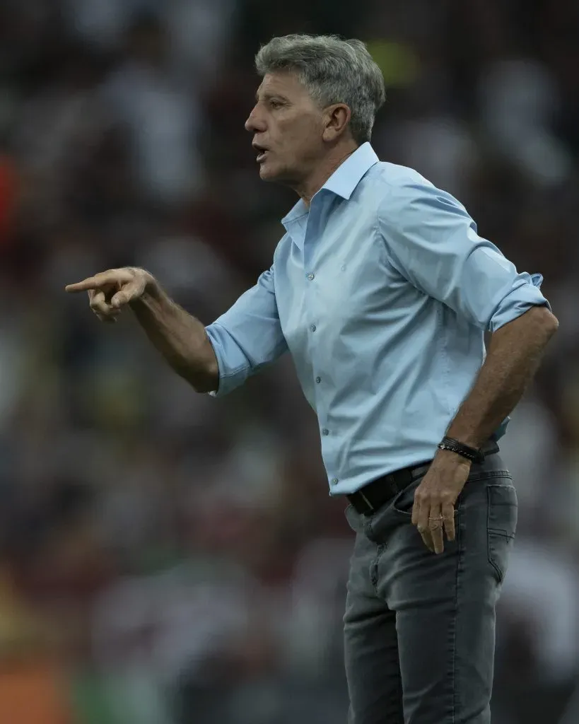 Renato Portaluppi, técnico do Gremio, durante partida contra o Fluminense (Foto: Jorge Rodrigues/AGIF)