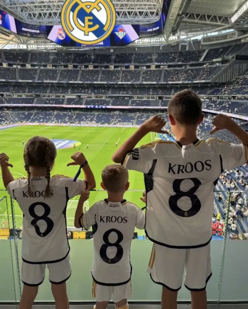 La familia de Toni Kroos en el Bernabéu para su último partido.