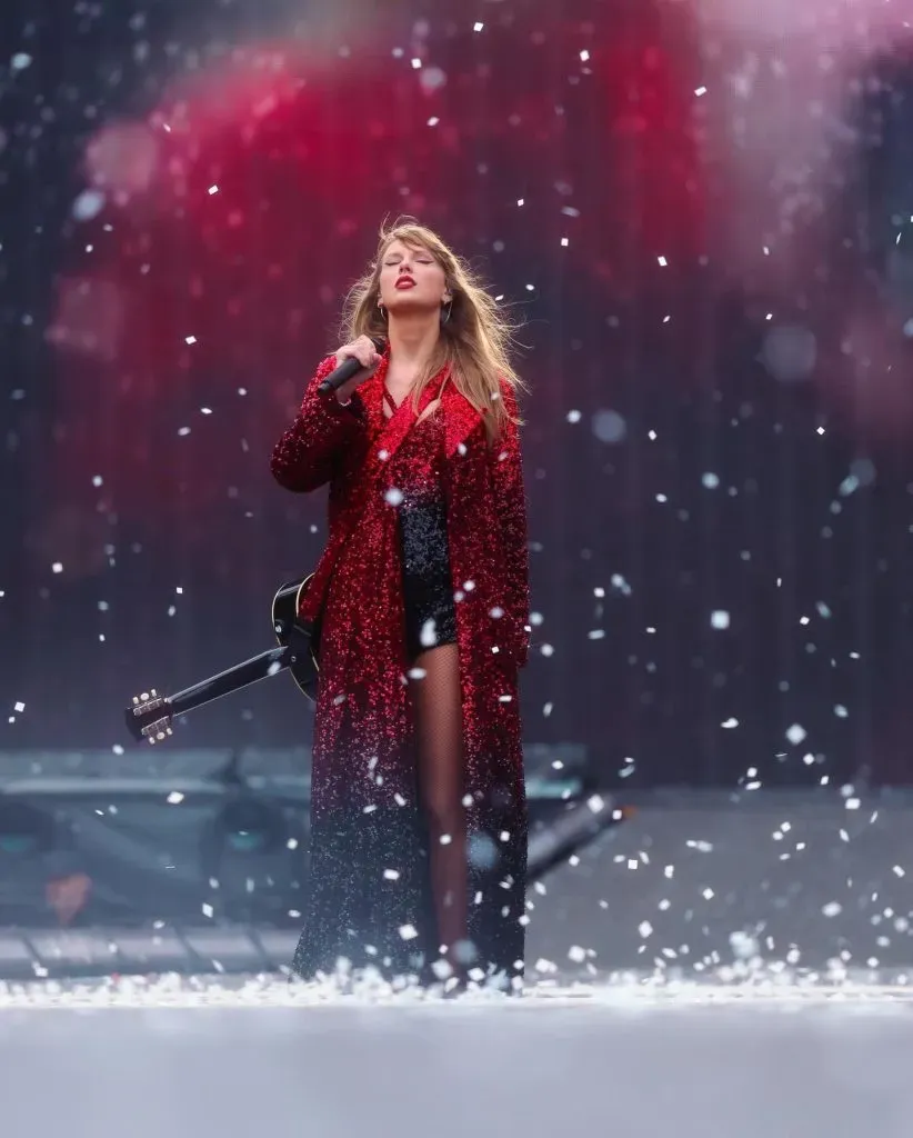 Taylor brilló en Anfield y tiene dos noches más de conciertos en la casa del Liverpool.