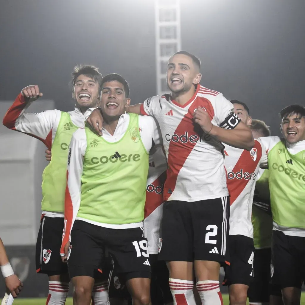 La Reserva de River tras el triunfo ante Defensa. (Foto: Prensa River).