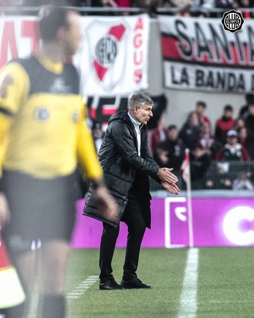 Martín Palermo durante el amistoso entre River y Olimpia. (Foto: Prensa Olimpia).