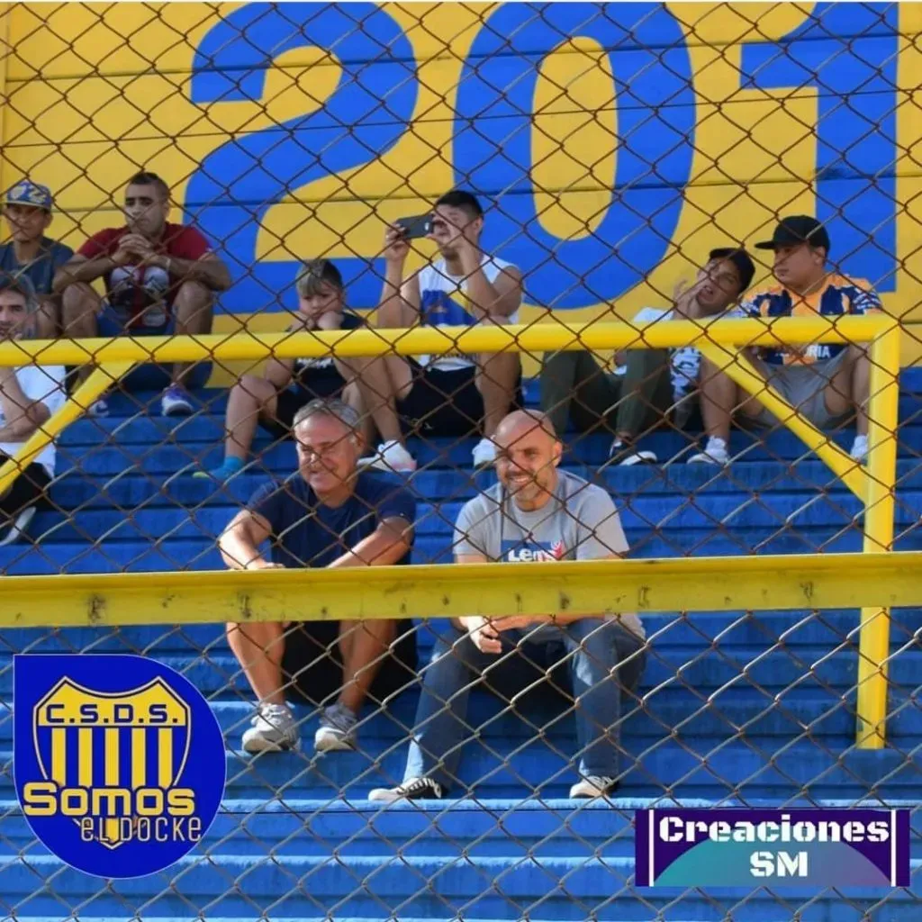 Luigi con el Mencho Medina Bello viendo a Dock Sud. (Foto: Prensa Dock Sud).