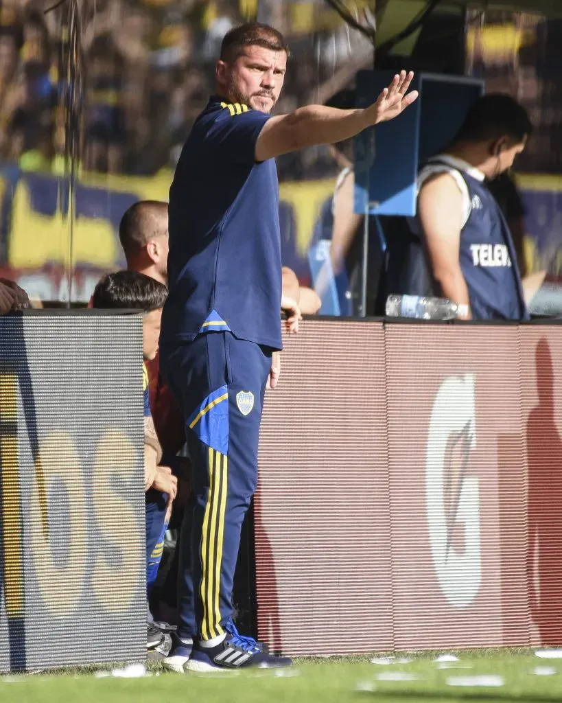 Mariano Herrón durante su interinato en Boca.