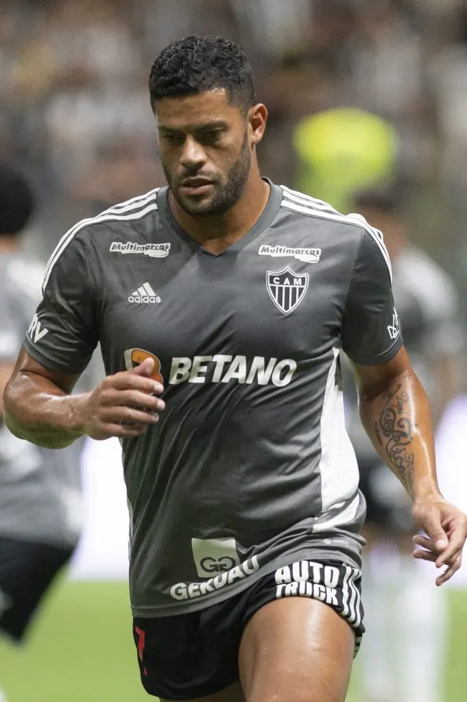 Hulk, jogador do Atlético-MG, durante aquecimento antes da partida contra o Fluminense no estádio Arena MRV pelo campeonato Brasileiro A 2023. Foto: Alessandra Torres/AGIF