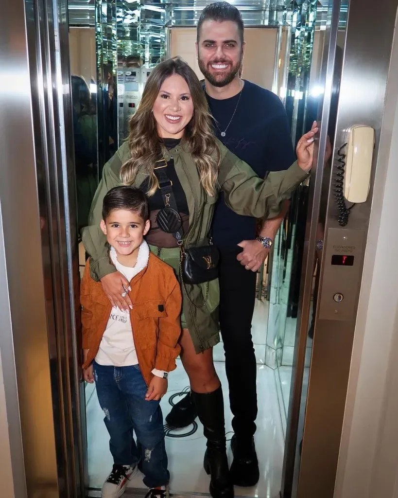 Zé Neto e família. Foto: Reprodução/Instagram