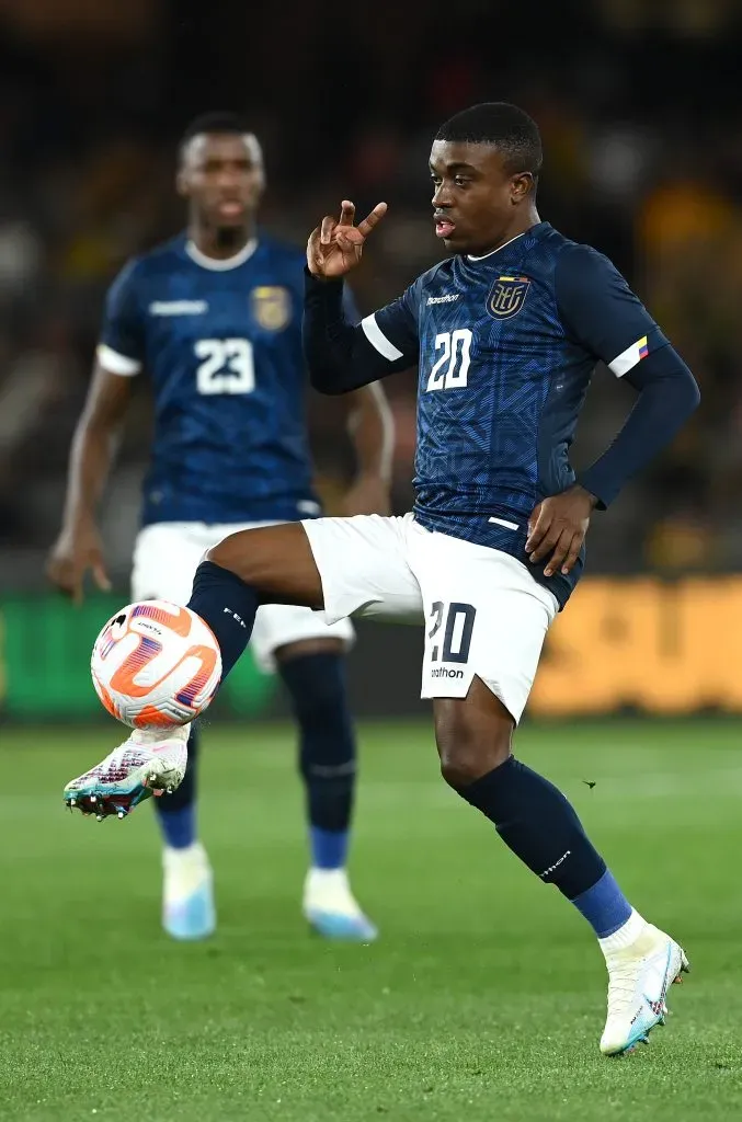 MELBOURNE, AUSTRALIA – MARCH 28: Jhegson Mendez of Ecuador passes the ball during the International Friendly match between the Australia Socceroos and Ecuador at Marvel Stadium on March 28, 2023 in Melbourne, Australia.